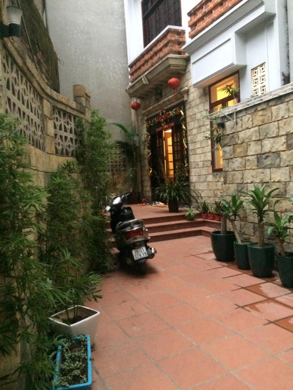 A Little House * Hanoi